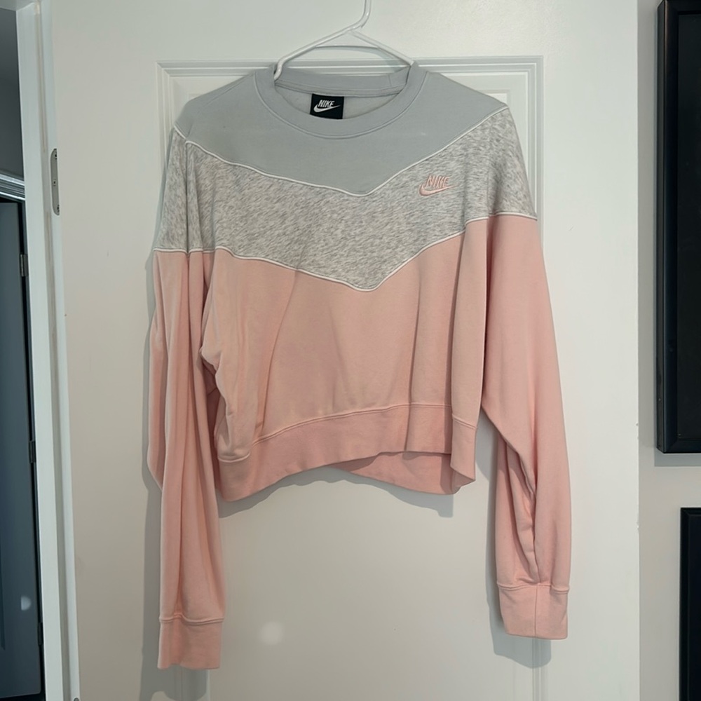 Nike cropped crew neck